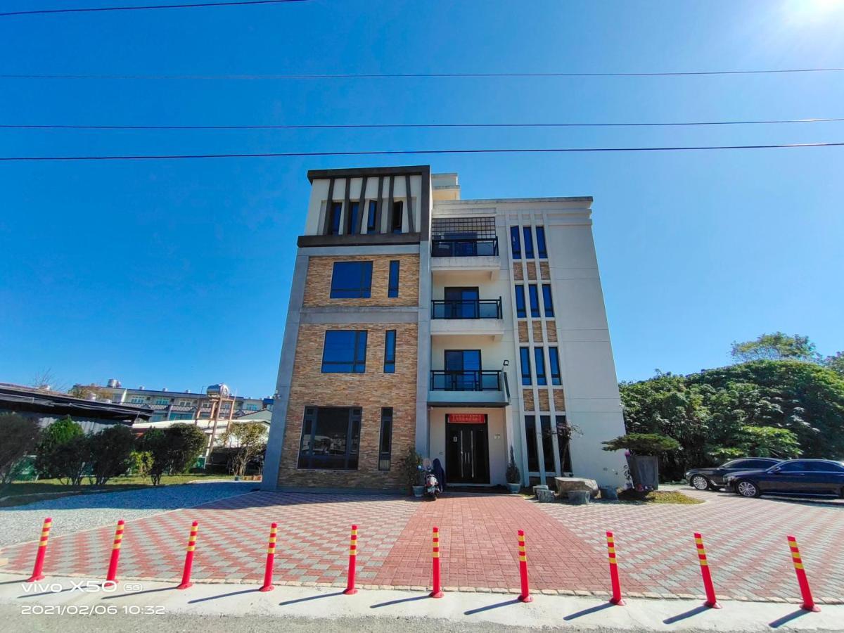 花蓮法蘿拉電梯田園民宿附設私人停車場 Ji'an Exterior photo